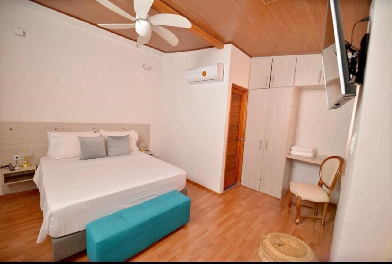 Room In Guest Room - Ca-3 Room In Cartagena Pensión