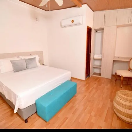 Room In Guest Room - Ca-3 Room In Cartagena Pensión Cartagena